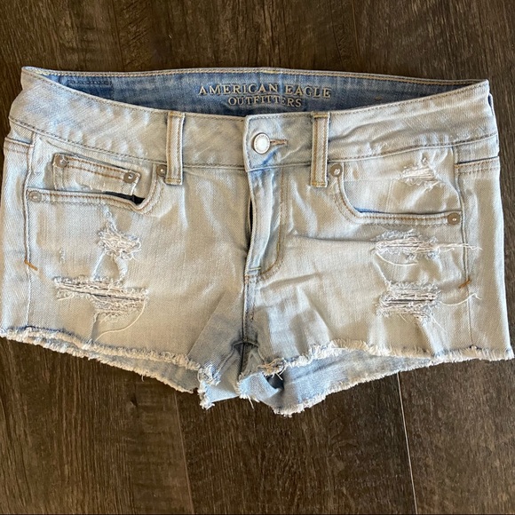 American Eagle Jean Shorts - Picture 1 of 3